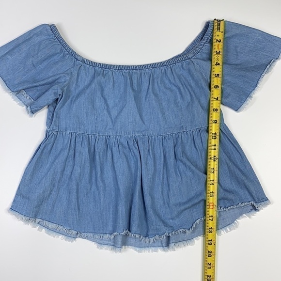 Zara Chambray Off The Shoulder Raw Hem Top - Picture 5 of 6